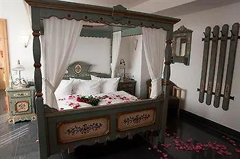 Hotel Conti